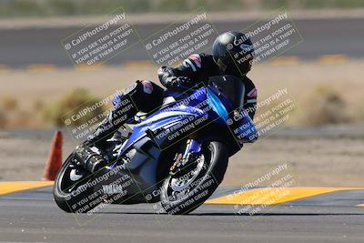 media/Oct-08-2022-SoCal Trackdays (Sat) [[1fc3beec89]]/Turn 14 (1050am)/